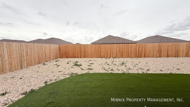 Building Photo - 2161 Langford Ave