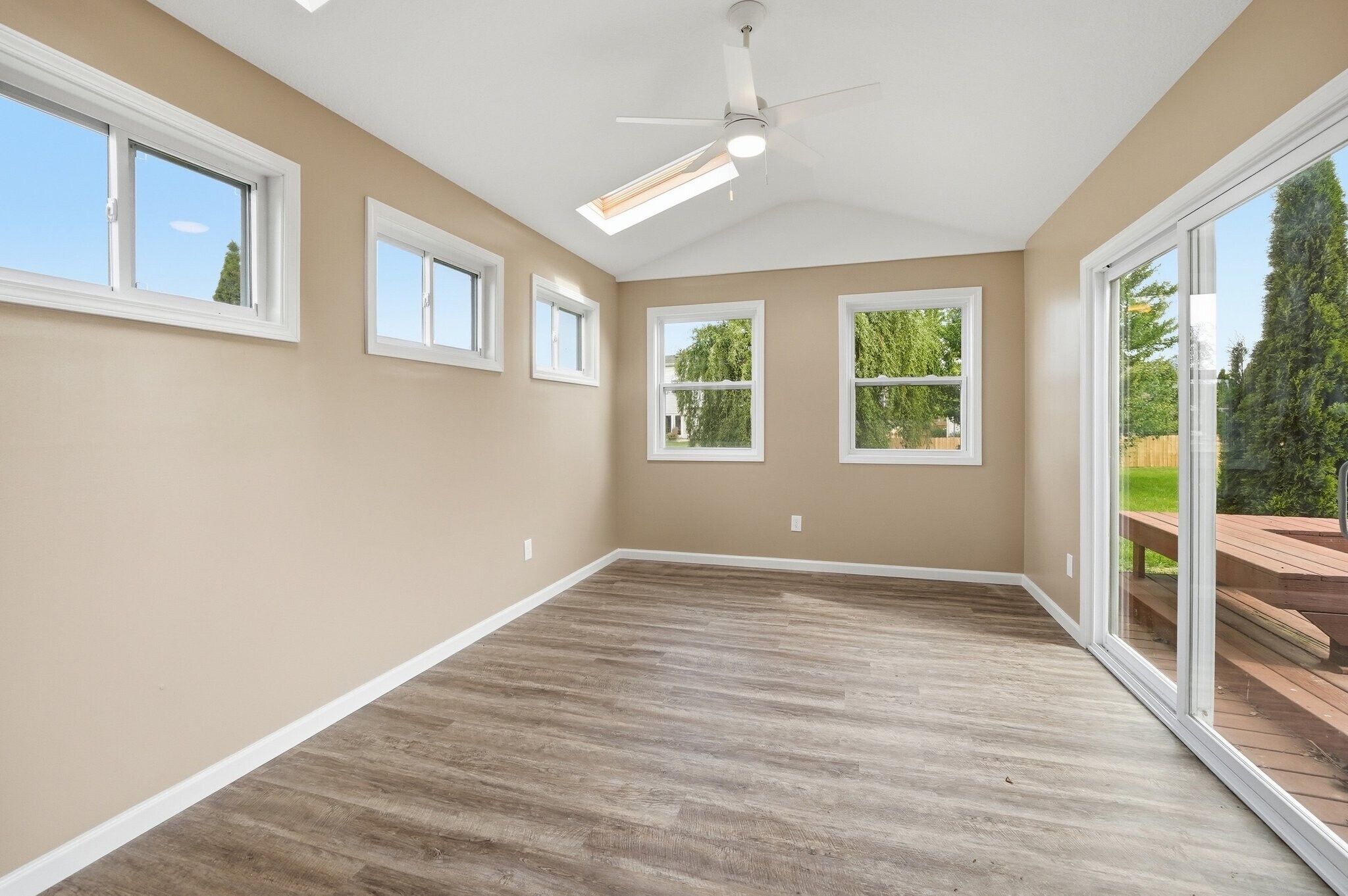 Building Photo - 3632 Astoria Way