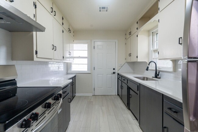 Building Photo - Moore Rent to Own Home!