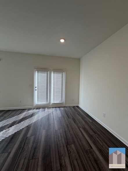 Building Photo - 3520 Condor Ct SW