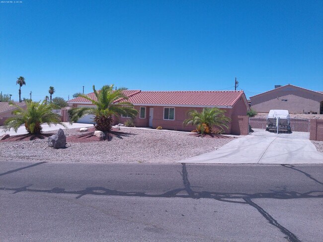 Building Photo - 3501 Iroquois Dr