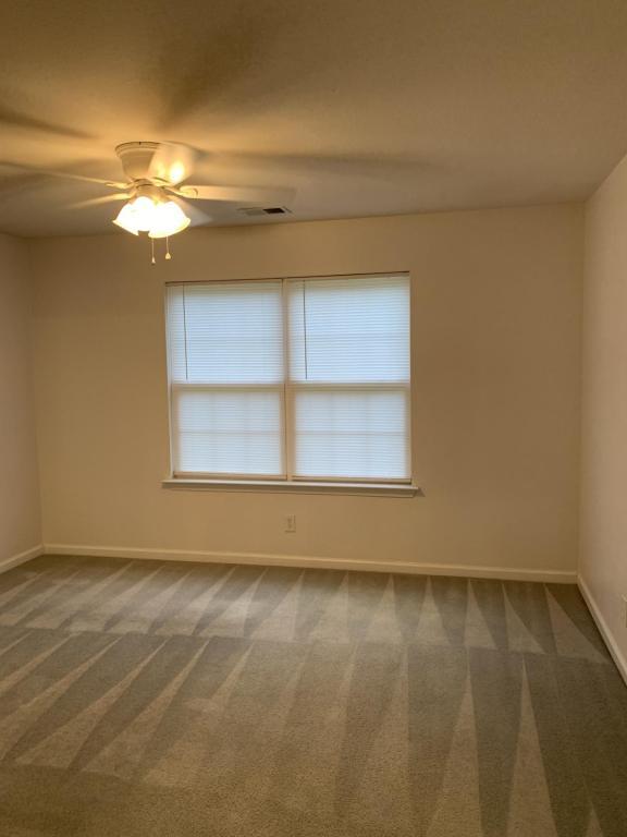 Building Photo - 853 Silvercrest Dr
