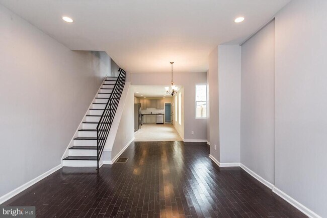Building Photo - 1626 N 25th St