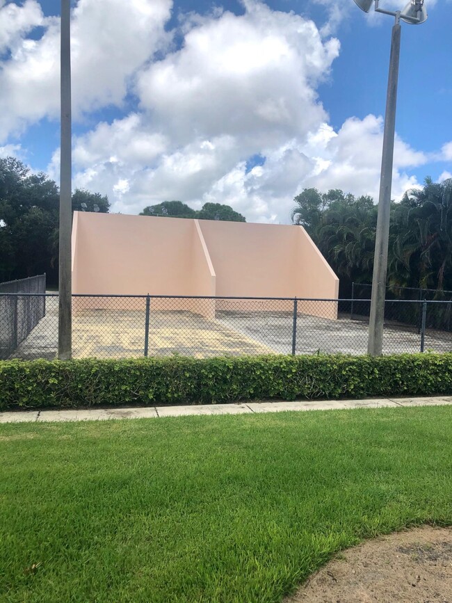 Building Photo - 3714 37th Way