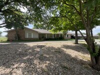 Building Photo - 24291 TX-19
