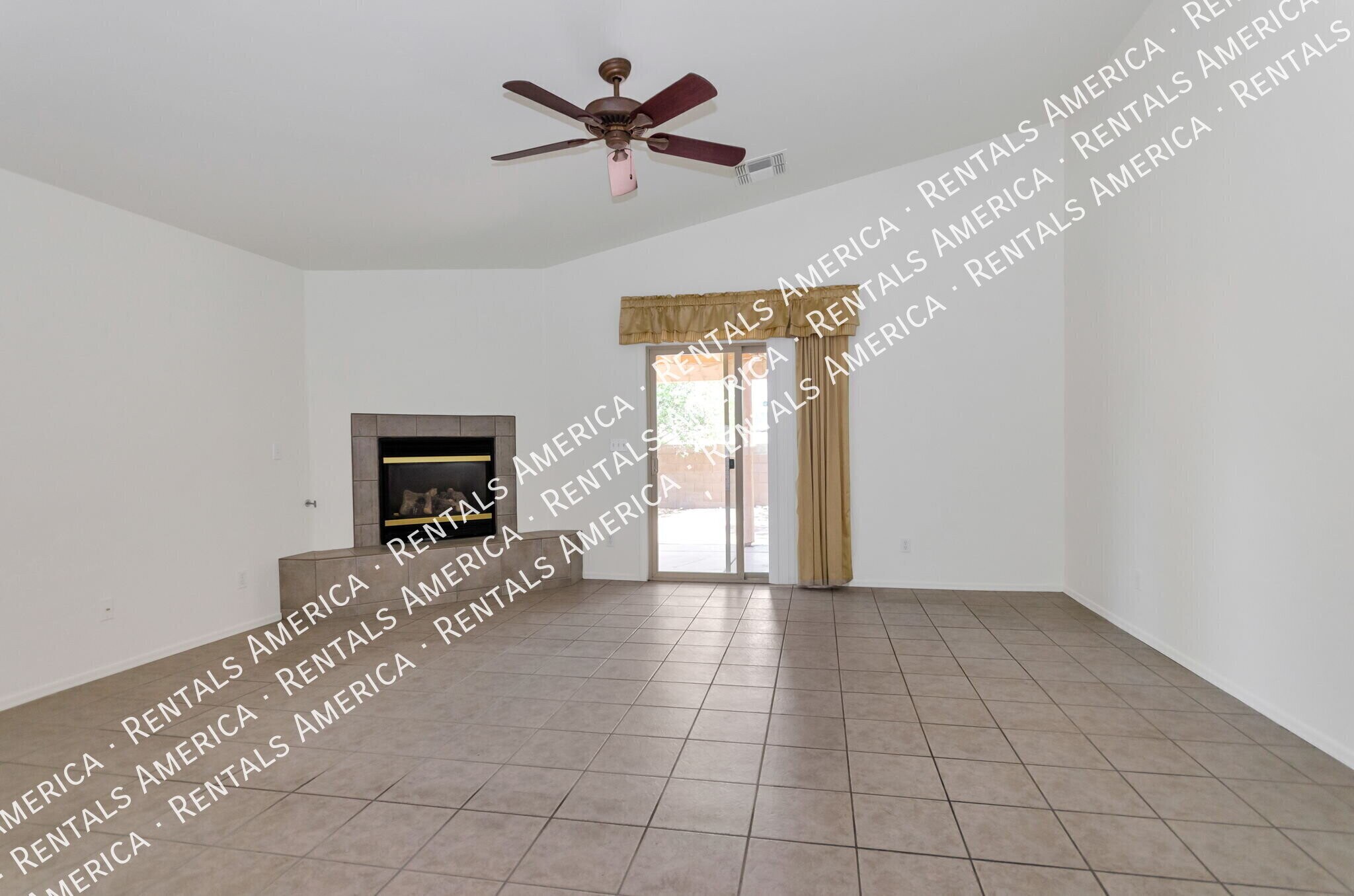 Building Photo - 894 N Sugar Maple Pl