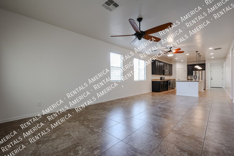 Building Photo - 41192 W Rio Bravo Dr