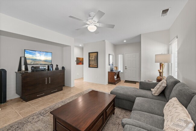 Building Photo - 78680 Postbridge Cir