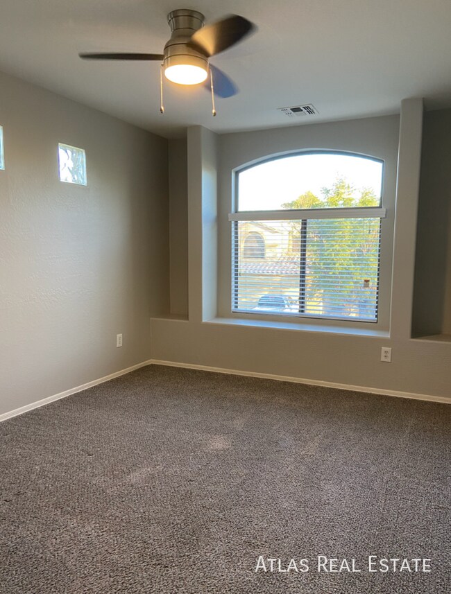 Building Photo - 2040 N 106th Ave