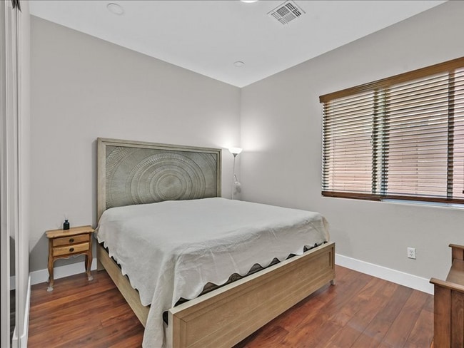 Building Photo - 10325 Sweet Fennel Dr