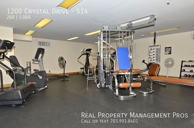 Building Photo - 1200 Crystal Dr