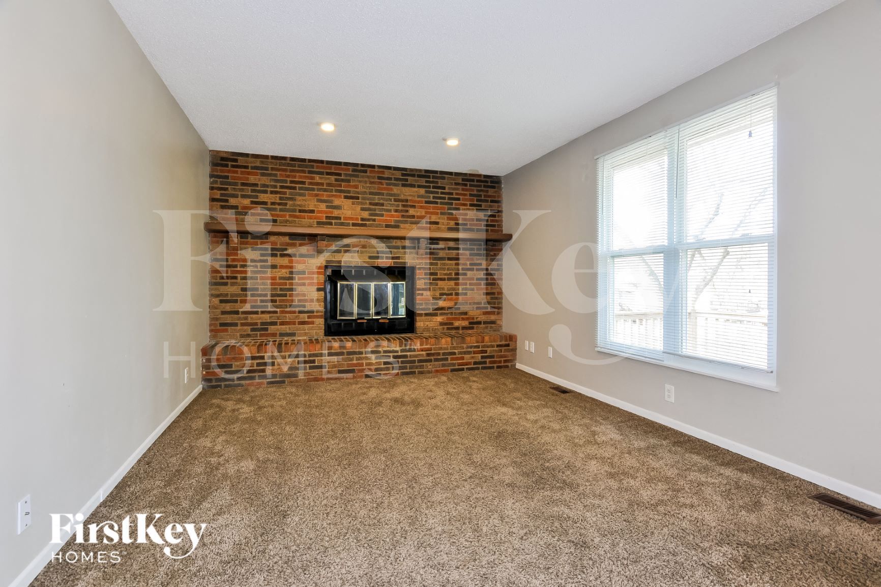 Building Photo - 37 Westbrook Dr