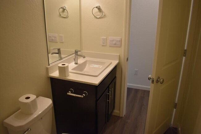 Building Photo - 4027 Bayonet Dr