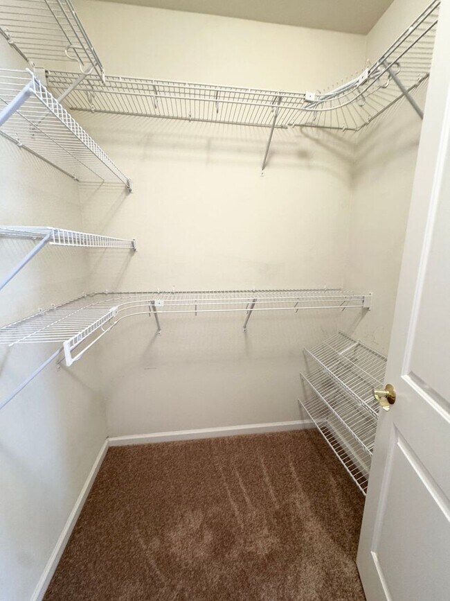 Building Photo - Perfect Shape Dublin Ranch Village Propert...