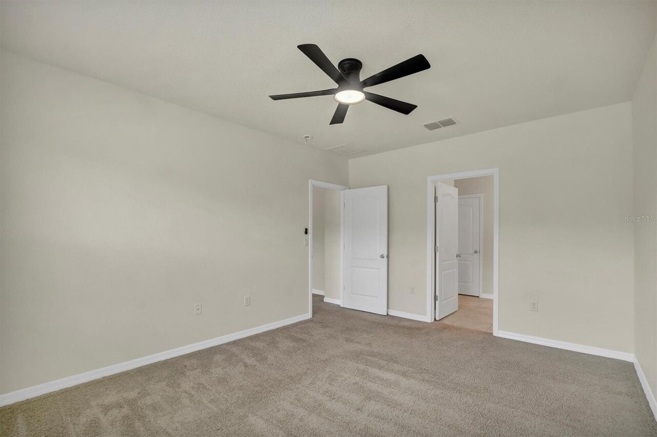Master 1 - 1022 Preserve Dr