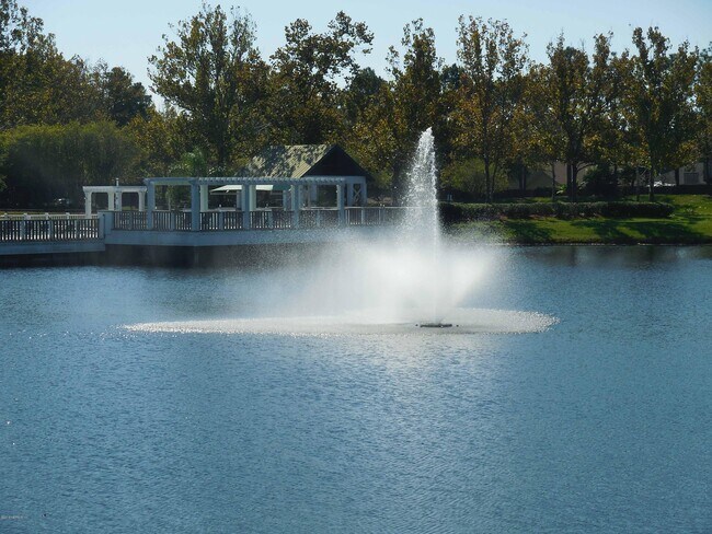 Building Photo - 2024 Hovington Cir W