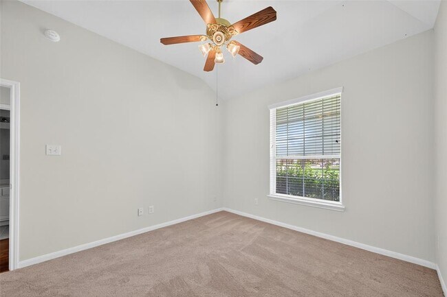 Building Photo - 3491 Cedar Prairie Dr