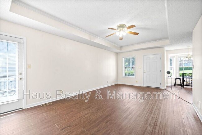 Building Photo - 3279 S Senseney Cir