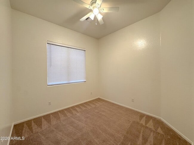 Building Photo - 3013 W Glenhaven Dr