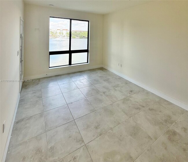 Building Photo - 4636 NW 84th Ave