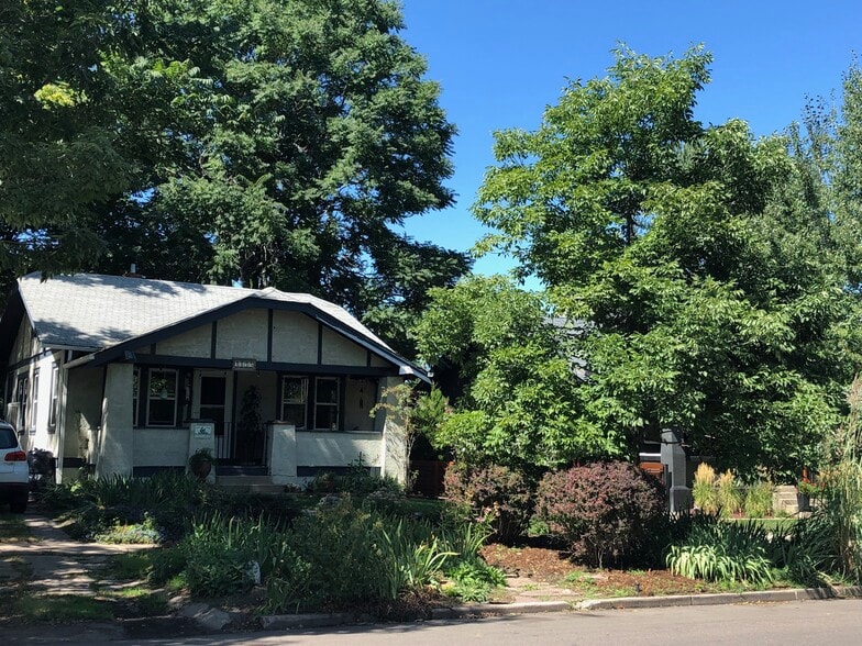 House - 4155 N Raleigh St