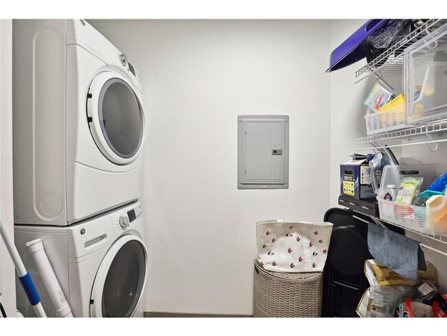 Building Photo - 1240 S 2nd St