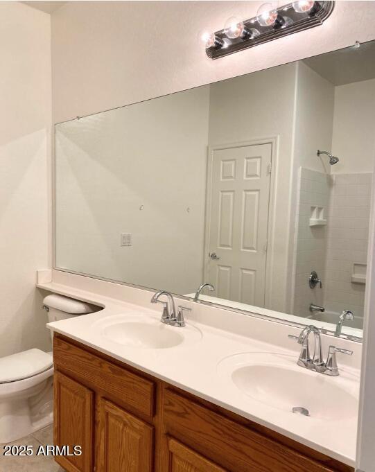 Building Photo - 3323 E Roadrunner Dr