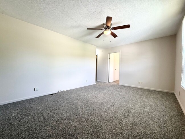 Building Photo - Bancroft Circle Apartments