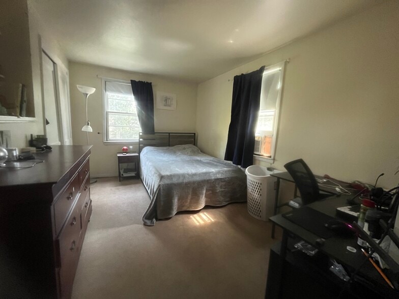 Bedroom - 48 Dawn St