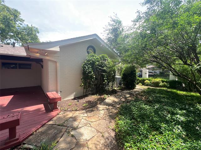 Building Photo - 601 Kirby Ln