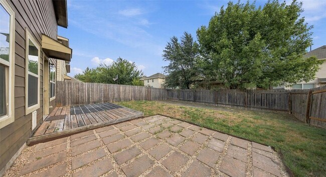 Building Photo - 7224 Crestone Rd