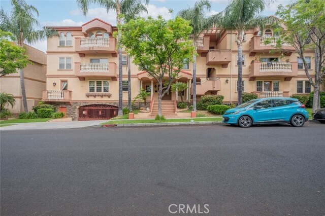 Primary Photo - 465 E San Jose Ave