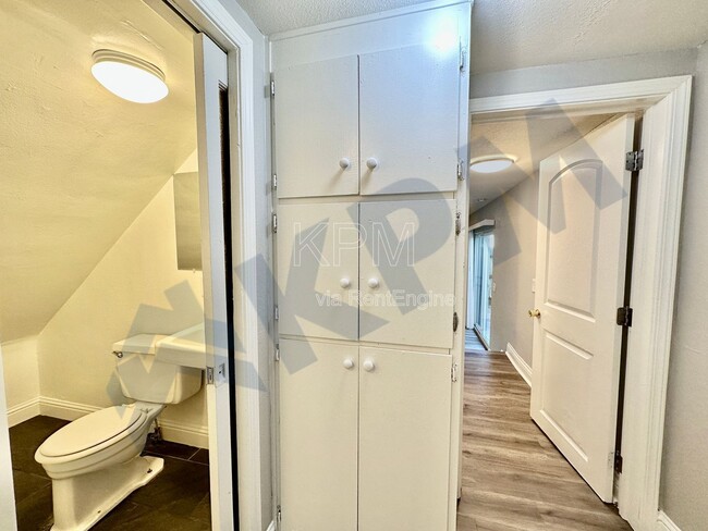 Building Photo - 3414 Pacific Ave