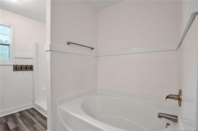 Building Photo - 2779 Rivercliff Rd
