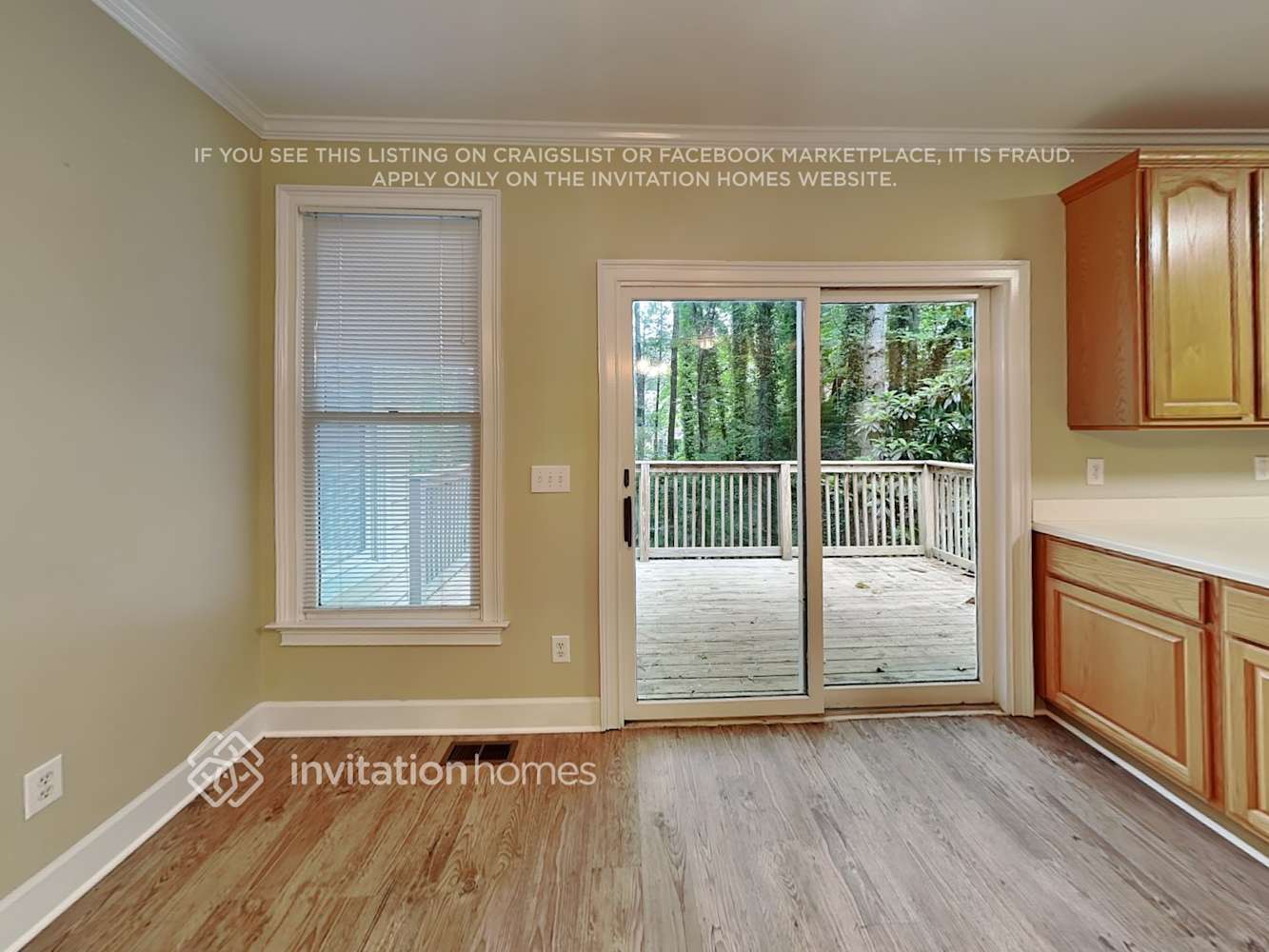 Building Photo - 1916 Bonaventure Way