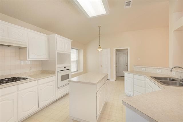 Building Photo - 1524 Balboa Ln