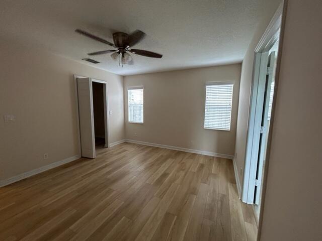 Building Photo - 5795 SE Mitzi Ln