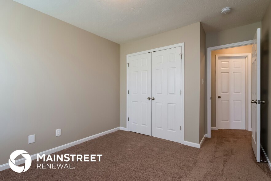 Building Photo - 11211 Sand Lake Ct