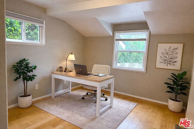 Building Photo - 3406 Wade St