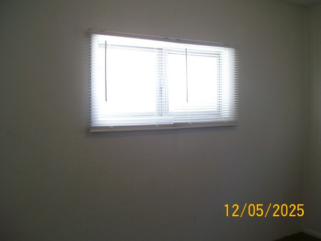 Building Photo - 3098 Springhill Rd