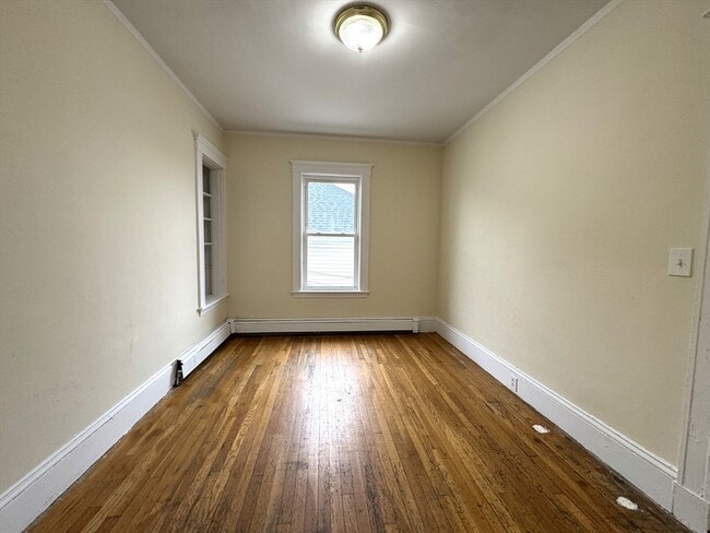Building Photo - 20 Dunster Rd