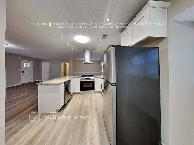 Building Photo - 1589 Mary Lou Ln SE