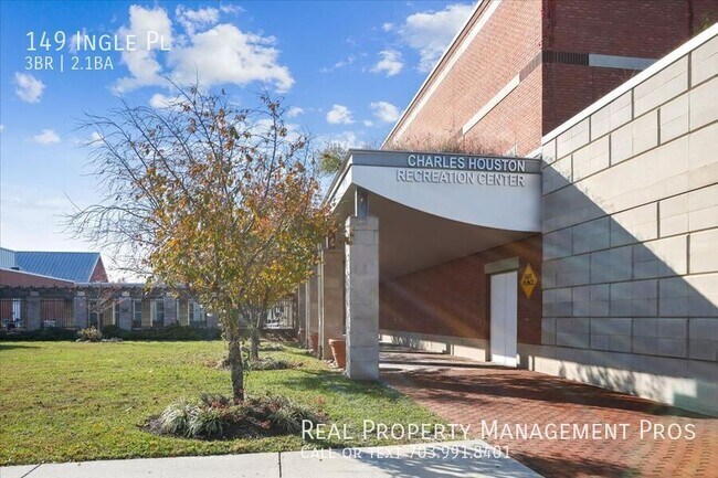 Building Photo - 149 Ingle Pl