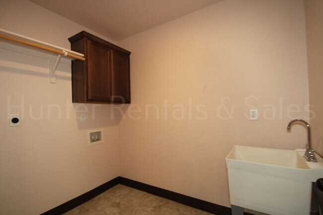 Building Photo - Bright, Open-Concept Living in Copperas Cove