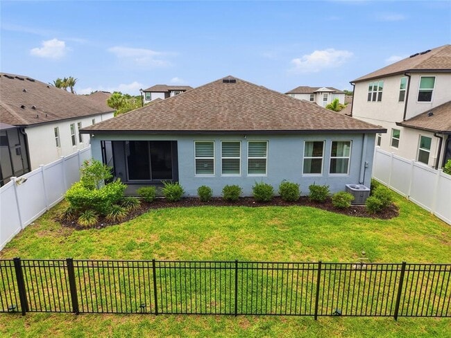 Building Photo - 3590 Secret Stroll Dr