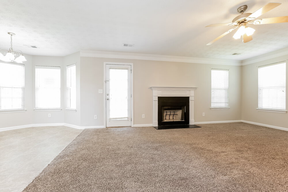 Building Photo - 341 Cobblestone Ct