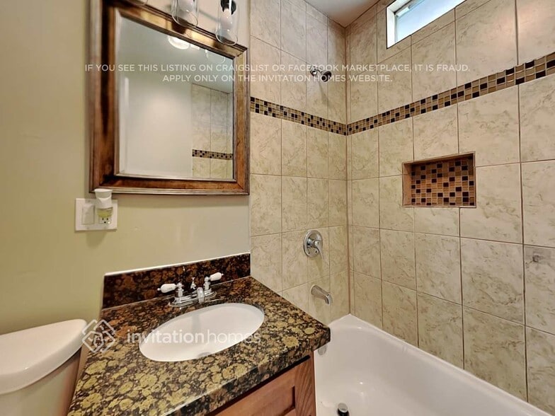 Building Photo - 2229 Wesleygrove Ave