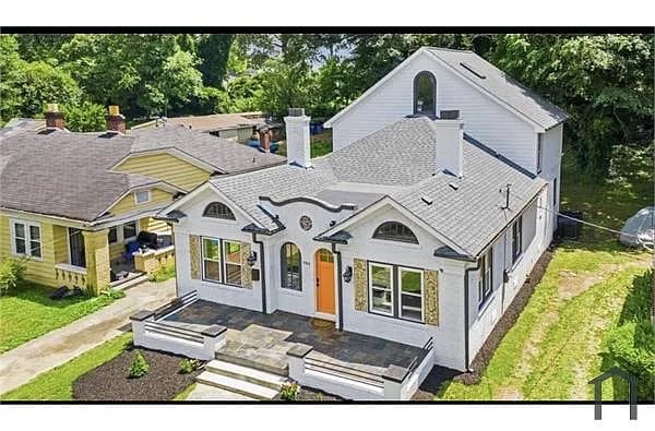 Building Photo - Room in House on Dill Ave SW