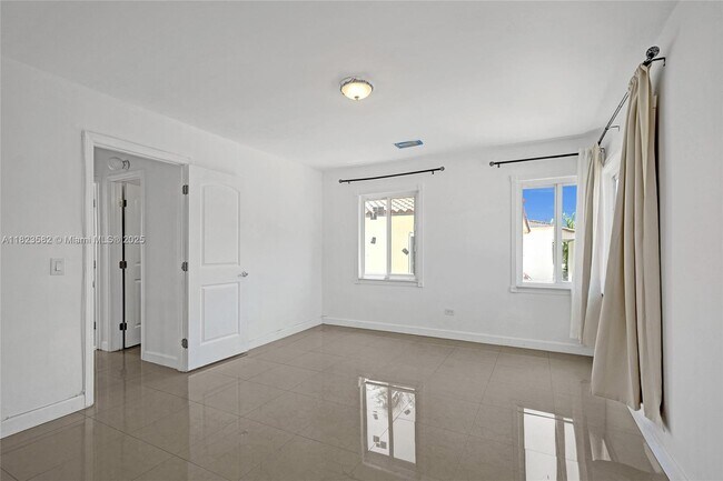 Building Photo - 655 85th St