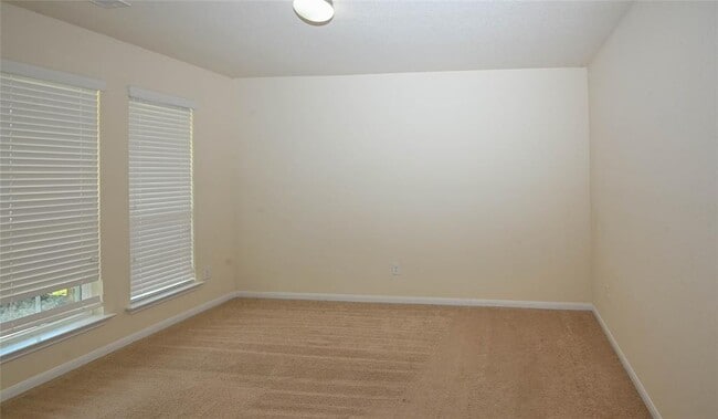 Building Photo - 14910 Hope Hills Ln